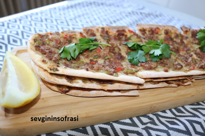 Konya Usulü Etli Ekmek &amp; Peynirli Pide Sevginin Sofrasi