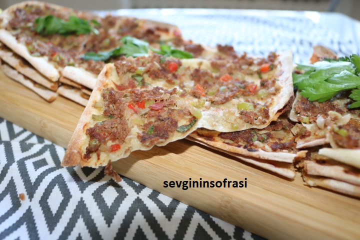 Konya Usulü Etli Ekmek I Peynirli Pide Sevginin Sofrasi