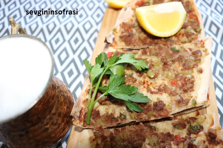 Konya Usulü Etli Ekmek &amp; Peynirli Pide Sevginin Sofrasi