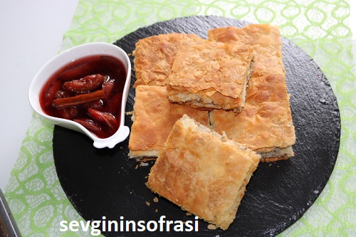 Göbete Böreği Sevginin Sofrasi