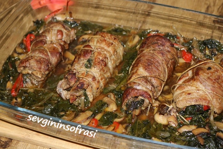 Mantarlı Ispanaklı Et Sarma Sevginin Sofrasi