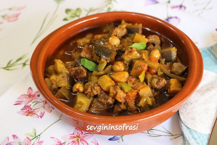 Gehackten Eintopf-Sauerer Aubergine