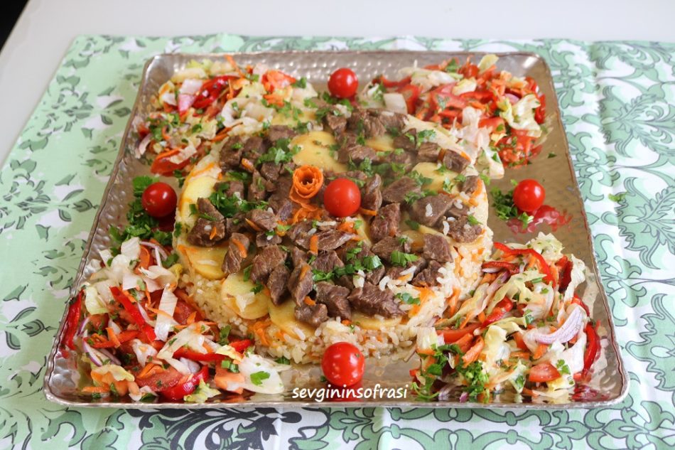 Etli Maklube Pilavı