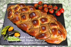 Hefezopf mit Mohnfüllung